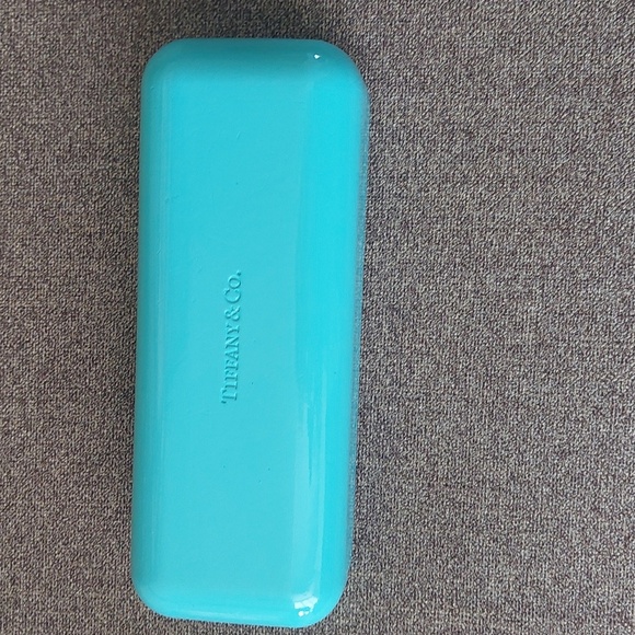 Tiffany & Co. Accessories - "Tiffany" eye wear case